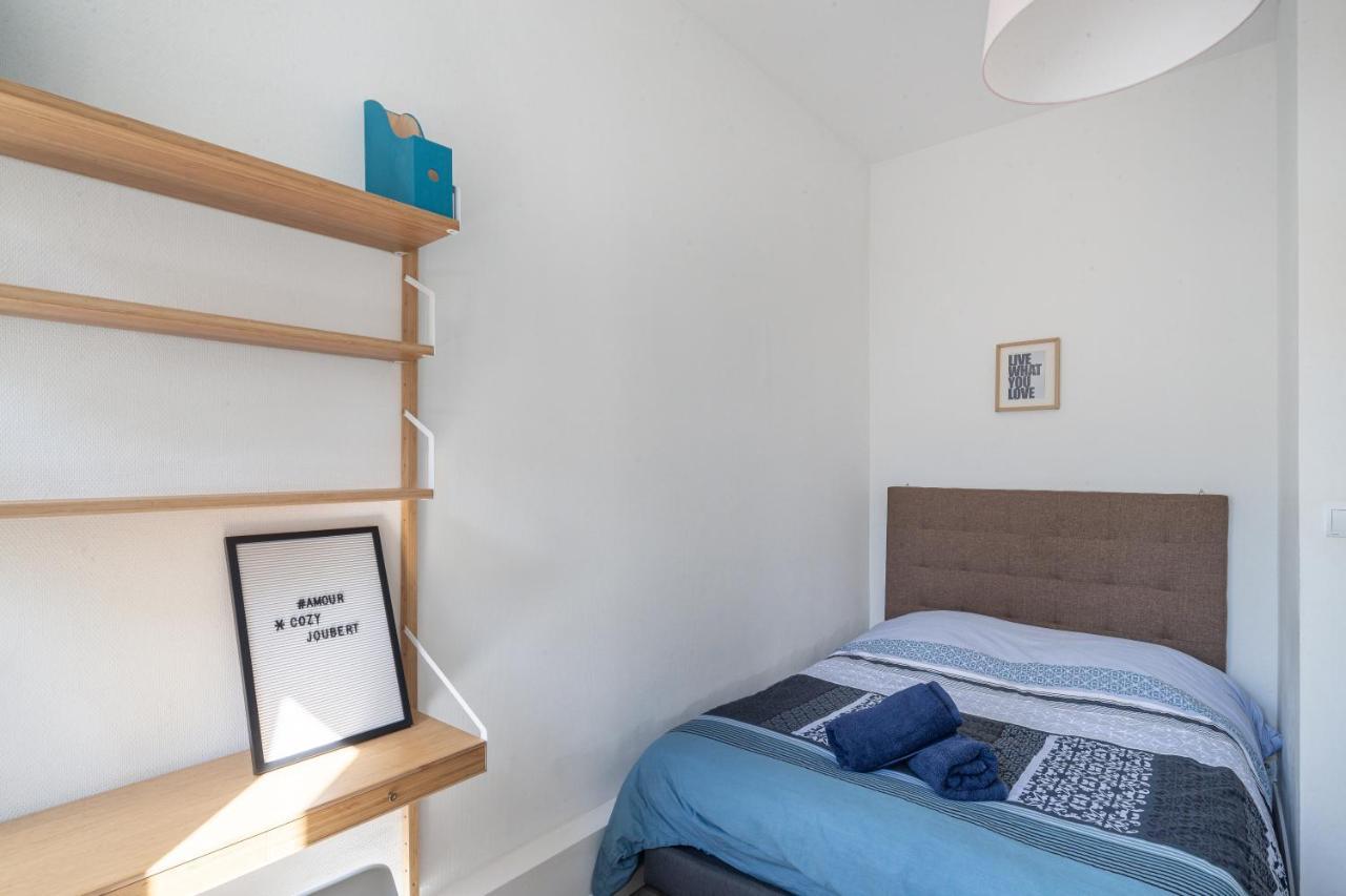 Superbe Appartement Dans Le Centre Historique Poitiers Luaran gambar